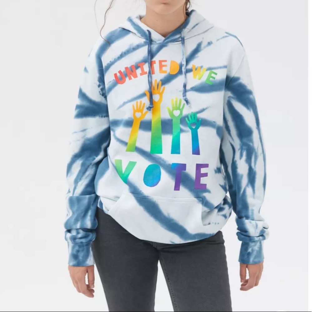 URBAN OUTFITTERS SMALL HOODIE NEW